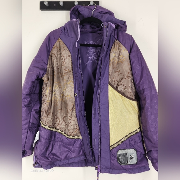Columbia Waterproof Women's Purple Jacket Size XL. #A13 - Picture 6 of 16
